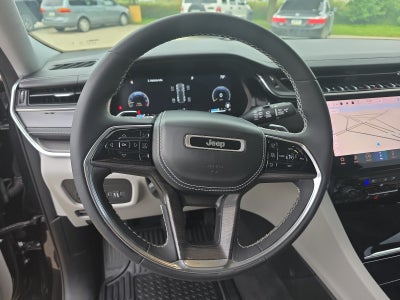2023 Jeep Grand Cherokee Overland