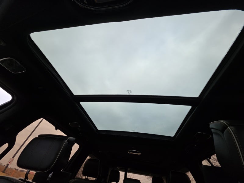 2022 Jeep Grand Wagoneer Series III