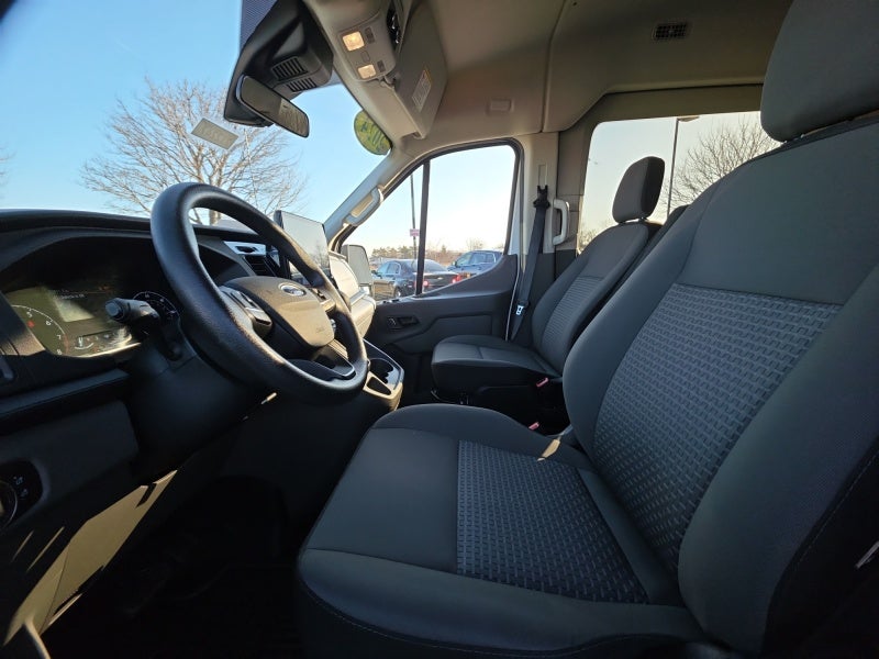 2024 Ford Transit Passenger Wagon XL