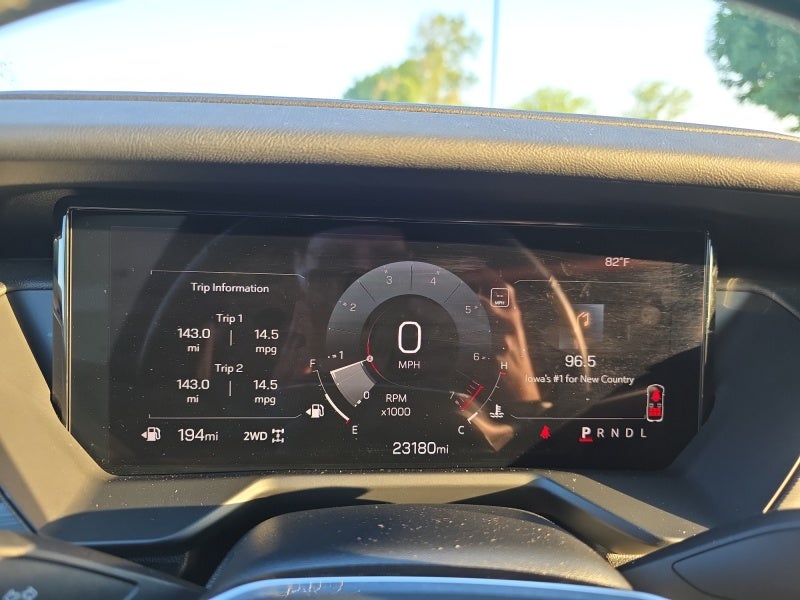 2025 GMC Acadia Elevation