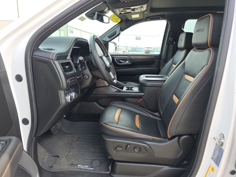 2023 GMC Yukon XL AT4