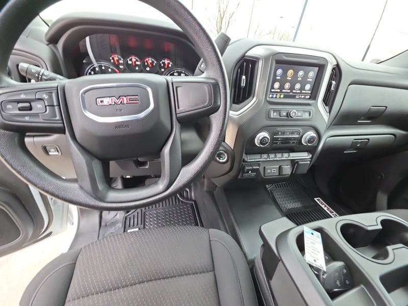 2025 GMC Sierra 2500 HD Pro