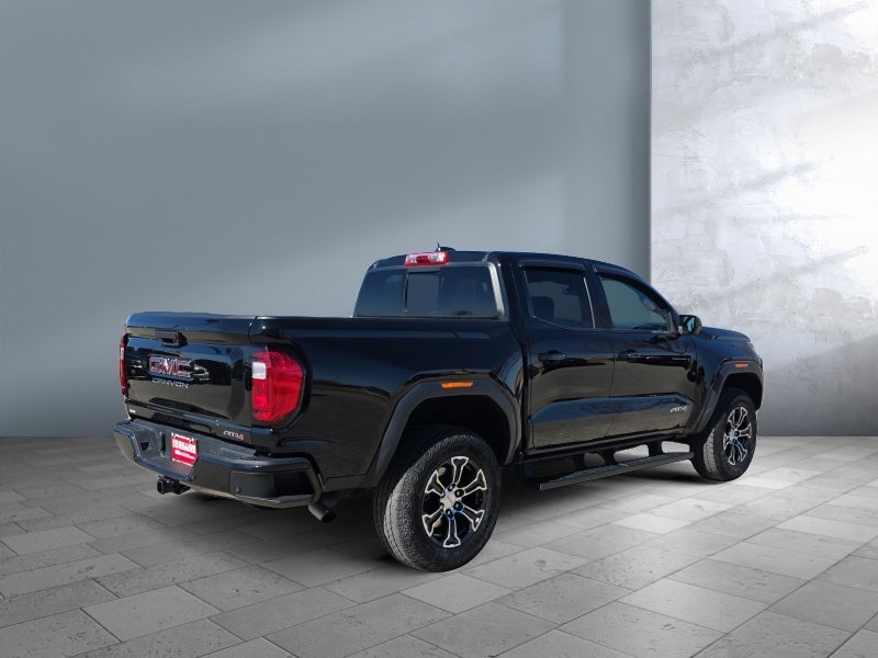 2023 GMC Canyon AT4