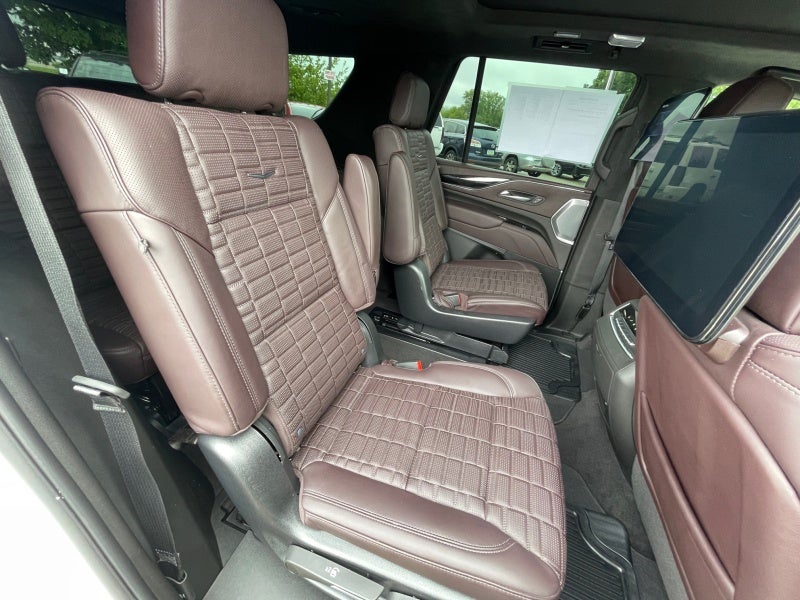 2023 Cadillac Escalade Sport Platinum