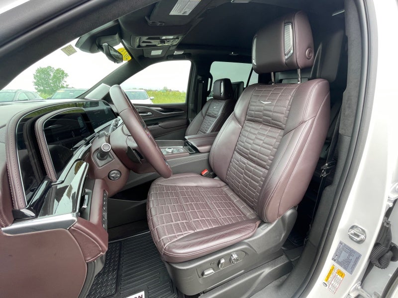 2023 Cadillac Escalade Sport Platinum