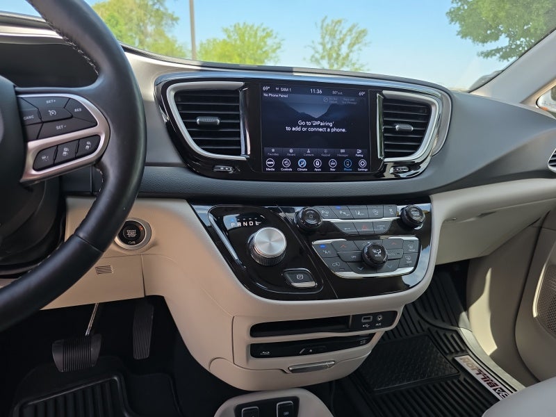 2020 Chrysler Pacifica Touring L Plus