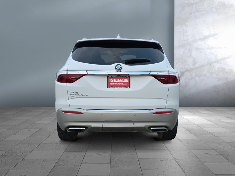 2022 Buick Enclave Essence