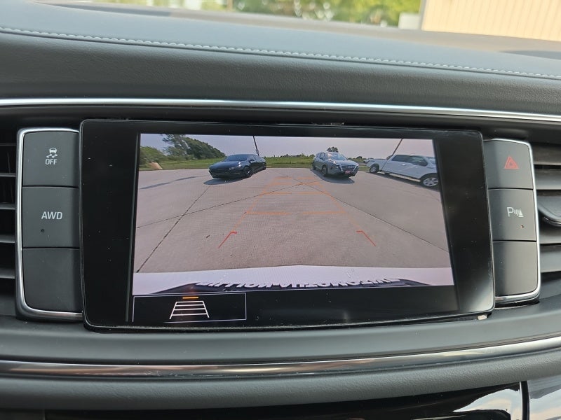 2021 Buick Enclave Essence