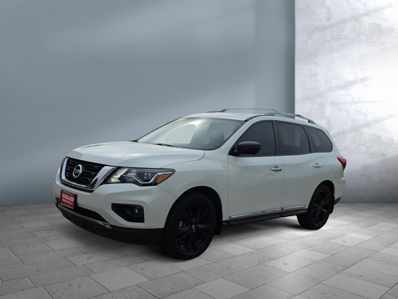 2017 Nissan Pathfinder Platinum