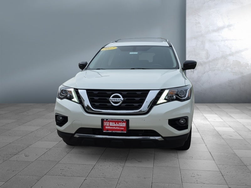 2017 Nissan Pathfinder Platinum