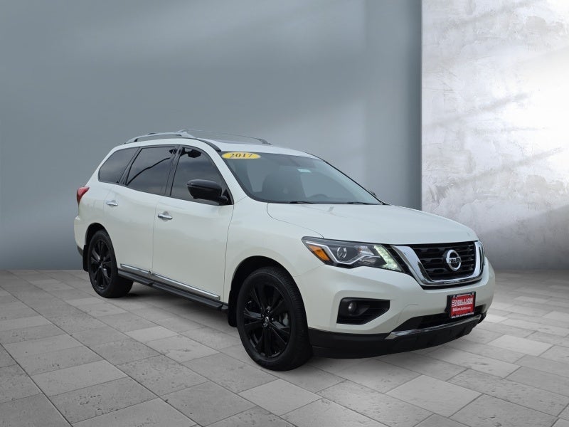 2017 Nissan Pathfinder Platinum