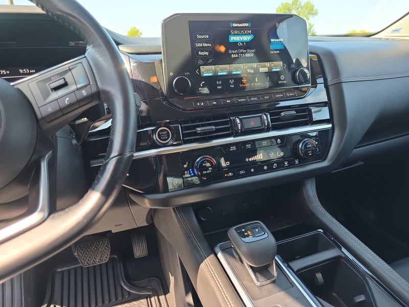 2022 Nissan Pathfinder Platinum