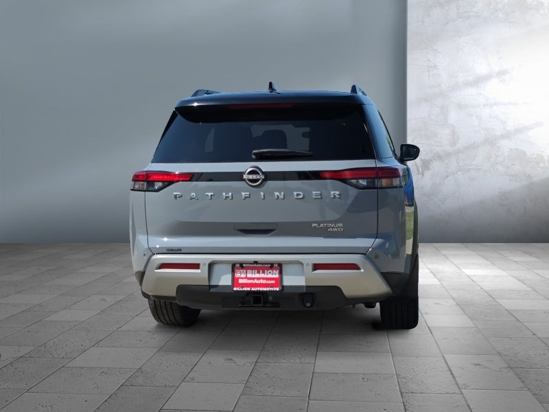 2022 Nissan Pathfinder Platinum