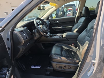 2022 Nissan Pathfinder Platinum