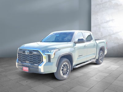 2024 Toyota Tundra 4WD SR5