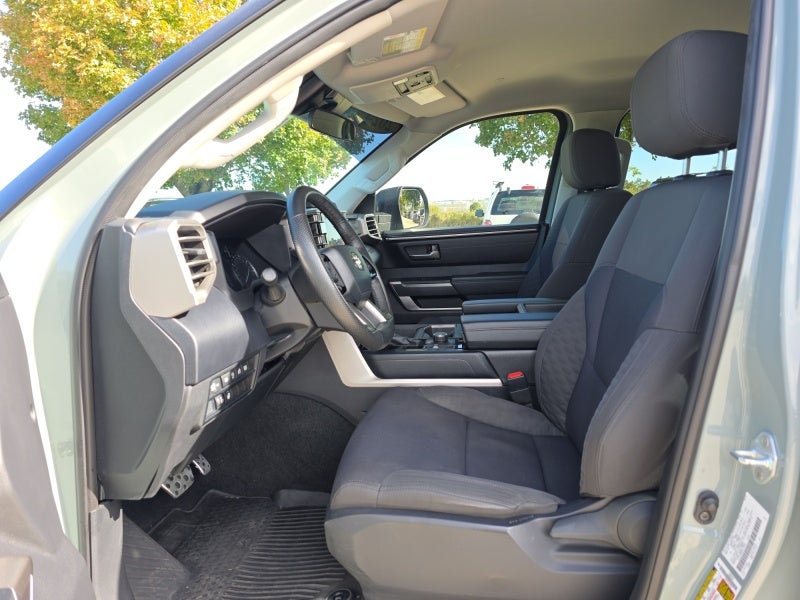 2024 Toyota Tundra 4WD SR5