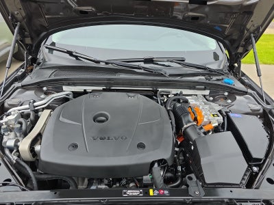 2024 Volvo S60 Recharge Plug-In Hybr Core Dark Theme