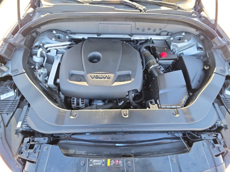 2018 Volvo XC60 R-Design