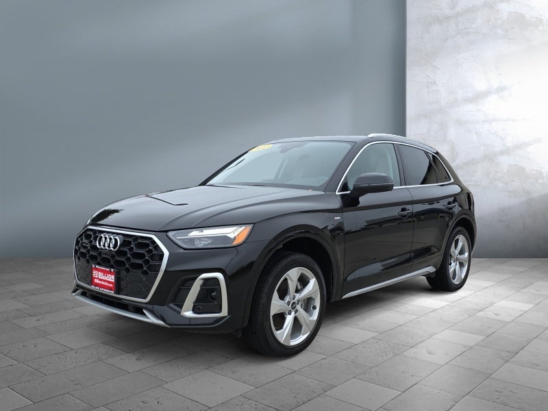 2022 Audi Q5 S line Premium Plus