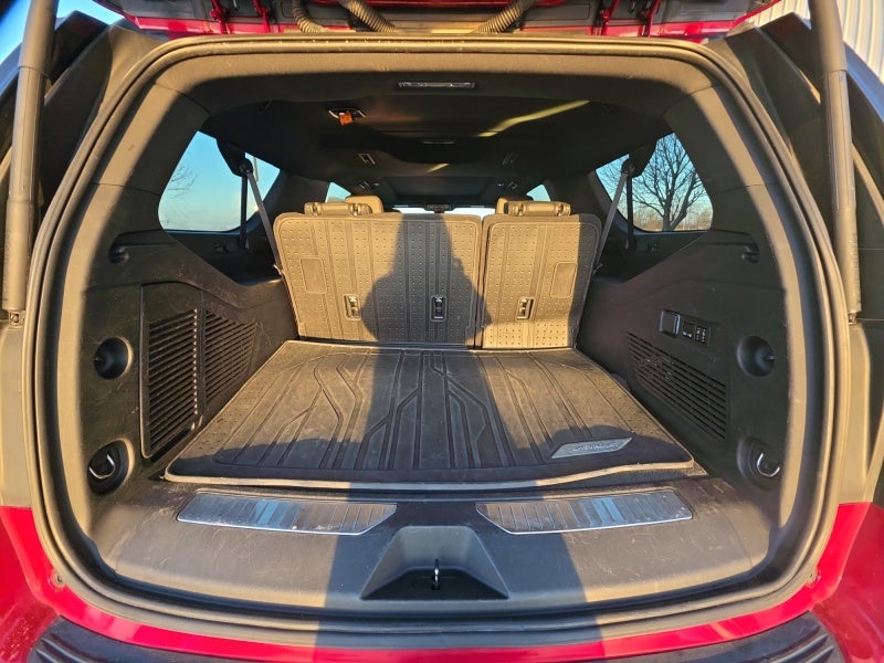 2022 Chevrolet Suburban RST