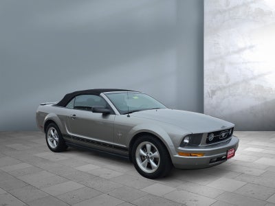 2008 Ford Mustang Deluxe
