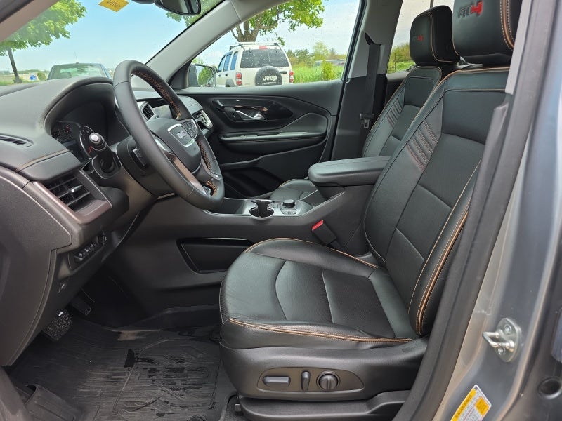 2024 GMC Terrain AT4