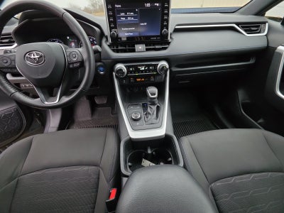 2022 Toyota RAV4 Hybrid SE