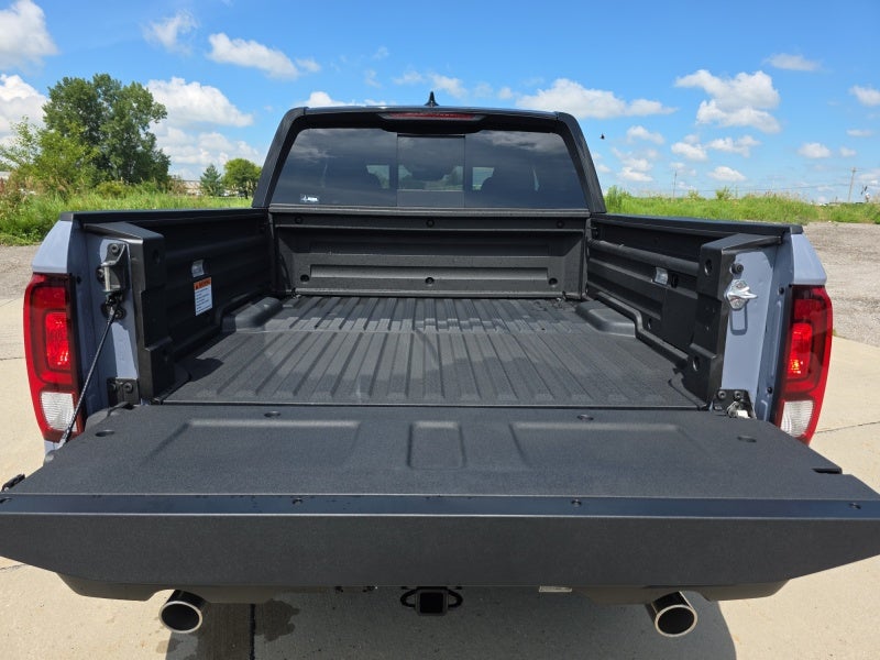 2026 Honda Ridgeline Black Edition Two-Tone
