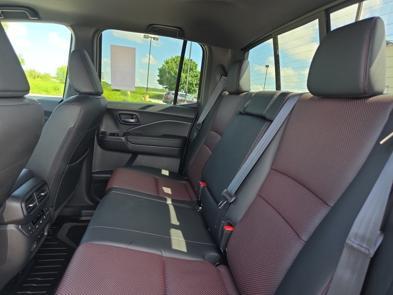 2026 Honda Ridgeline Black Edition Two-Tone