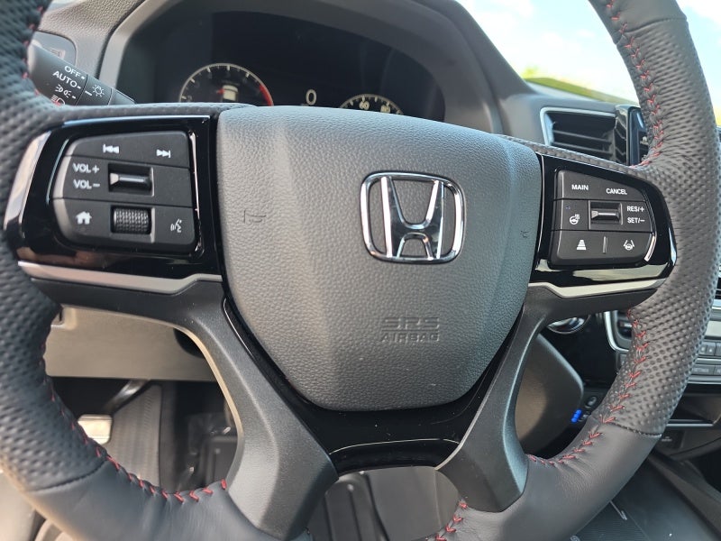 2026 Honda Ridgeline Black Edition Two-Tone