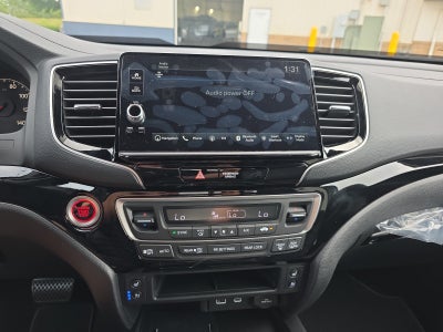 2026 Honda Ridgeline Black Edition Two-Tone