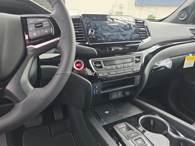 2026 Honda Ridgeline Black Edition Two-Tone