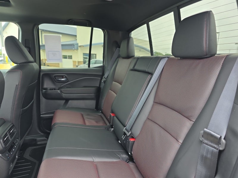2026 Honda Ridgeline Black Edition Two-Tone