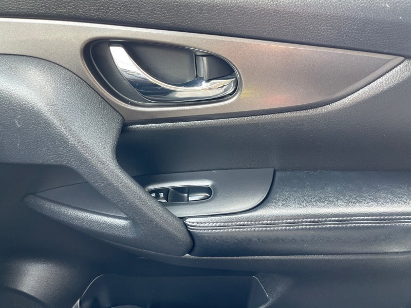 2014 Nissan Rogue SV