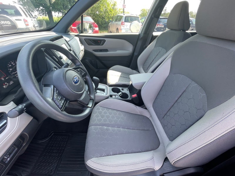 2025 Subaru Forester AWD