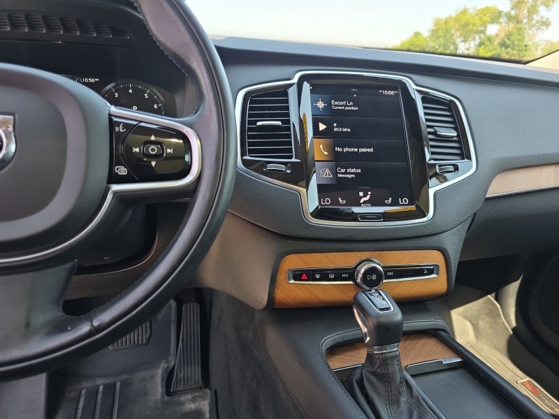 2022 Volvo XC90 Momentum
