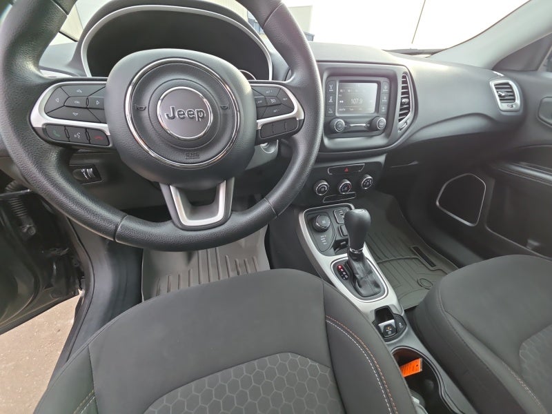 2017 Jeep Compass Sport