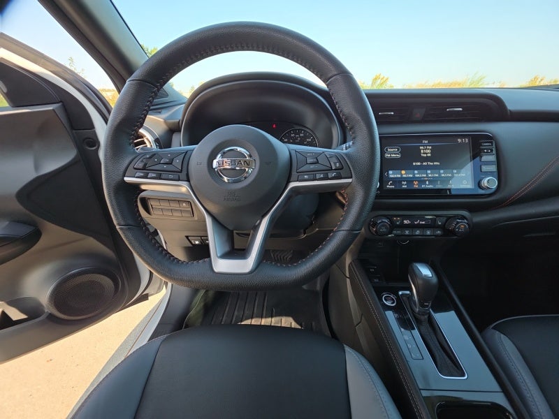 2021 Nissan Kicks SR