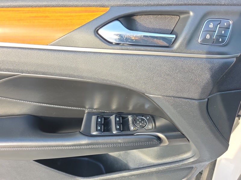 2017 Lincoln MKC Reserve