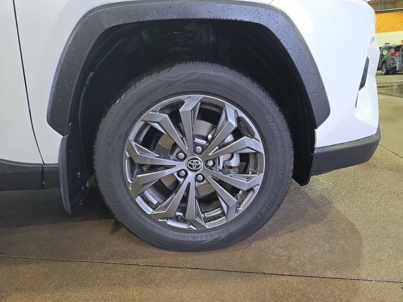 2022 Toyota RAV4 Hybrid XLE Premium