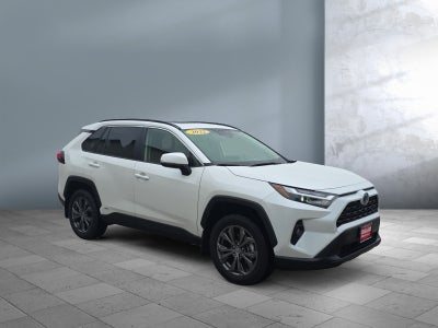 2022 Toyota RAV4 Hybrid XLE Premium