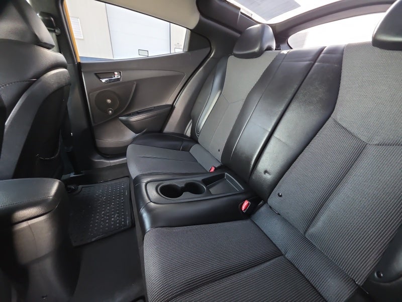 2013 Hyundai Veloster w/Black Int