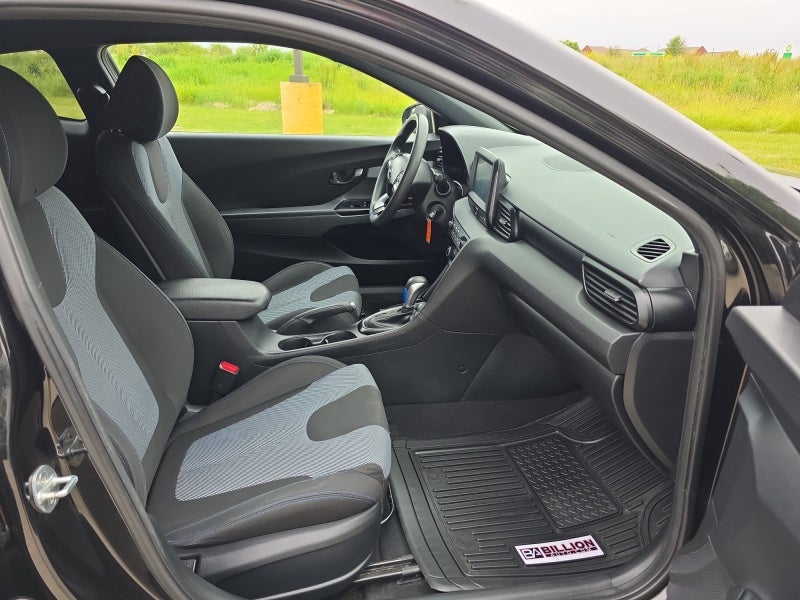 2020 Hyundai Veloster 2.0