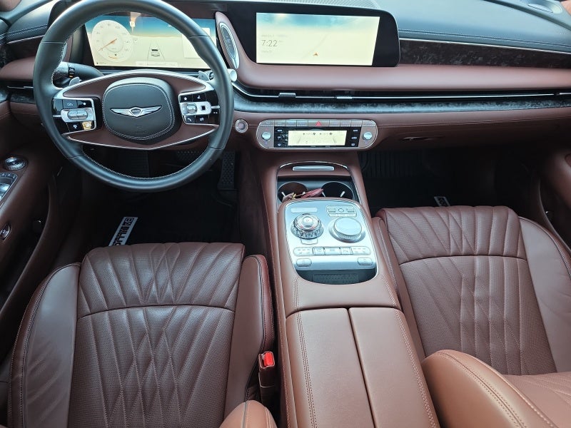 2024 Genesis G90 e-SC