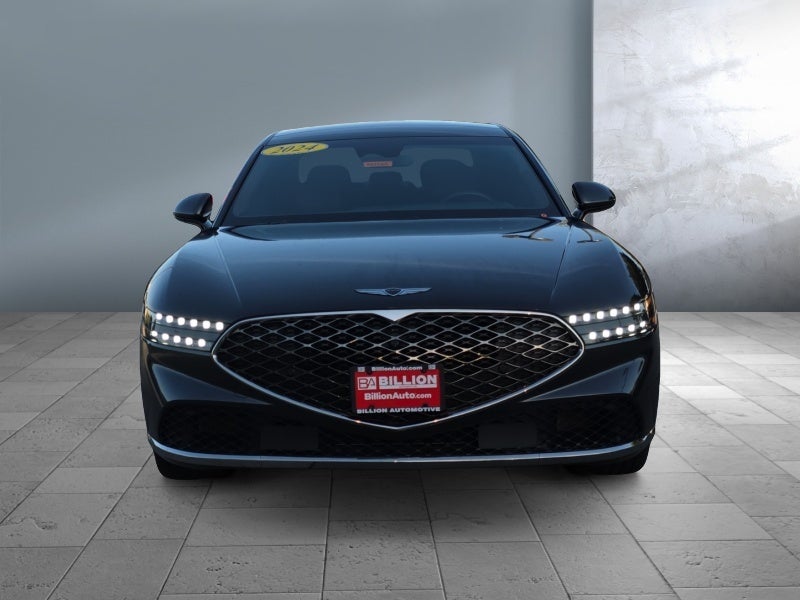 2024 Genesis G90 e-SC
