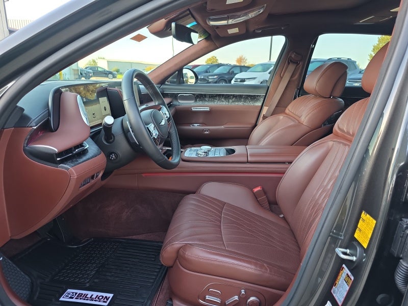 2024 Genesis G90 e-SC