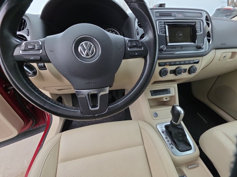 2016 Volkswagen Tiguan S