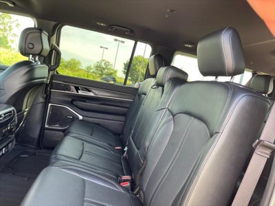 2024 Jeep Wagoneer L Series III