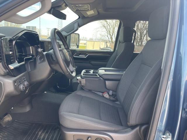 2025 Chevrolet Silverado HD LT