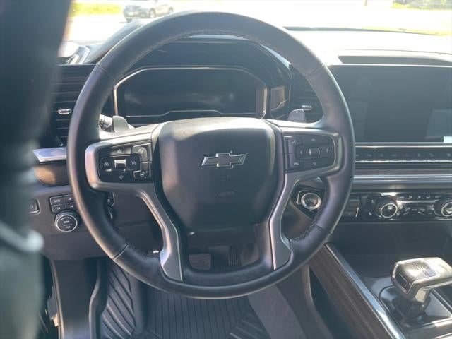2025 Chevrolet Silverado RST
